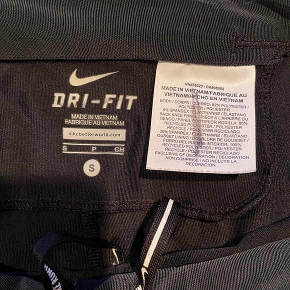 Nike Compression Capri - Picture 4 of 4